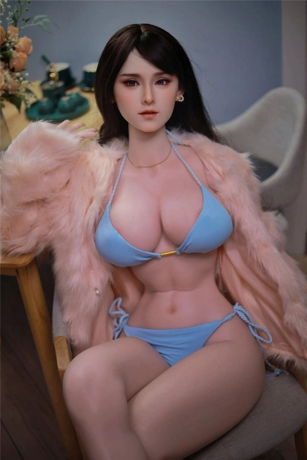 Sexpuppe in blauer Unterwäsche