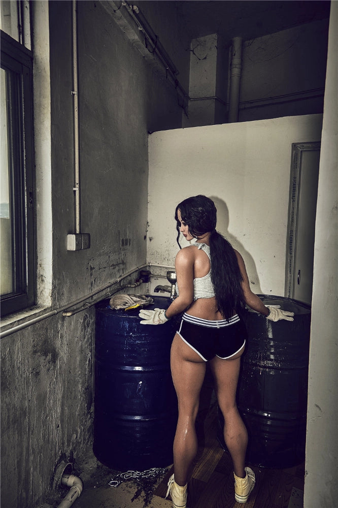 Irontechdolls Sexpuppen Sexpuppe Deluna diskret bestellen bei marielove