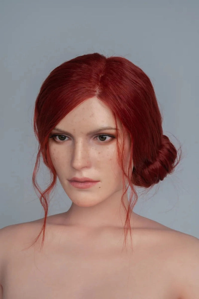 Realistische Sexpuppen-Büste mit roten Haaren