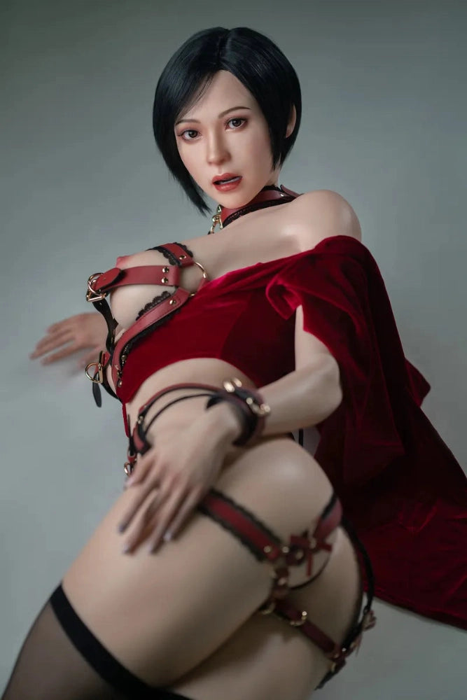 Realistische Sexpuppe in Dessous