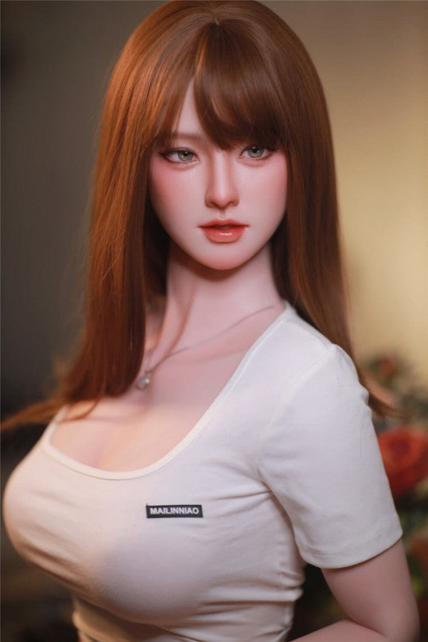 Realistische Sexpuppe mit braunen Haaren