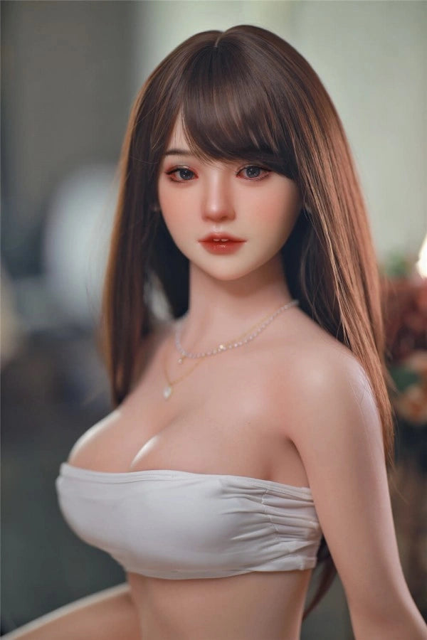 Realistische Sexpuppe mit braunen Haaren