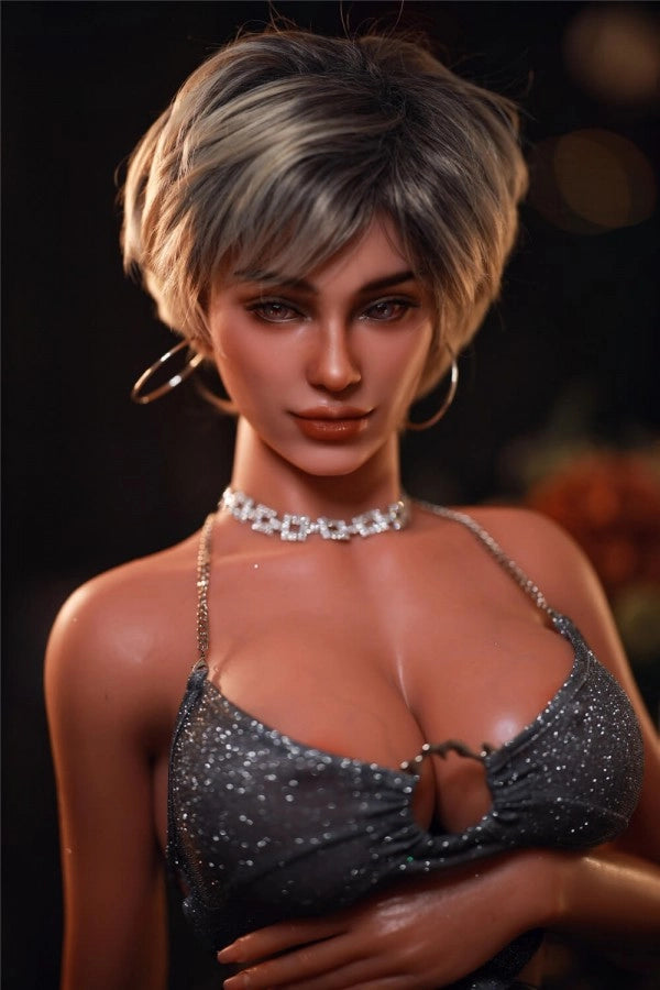 Sexpuppe mit glitzerndem Kleid