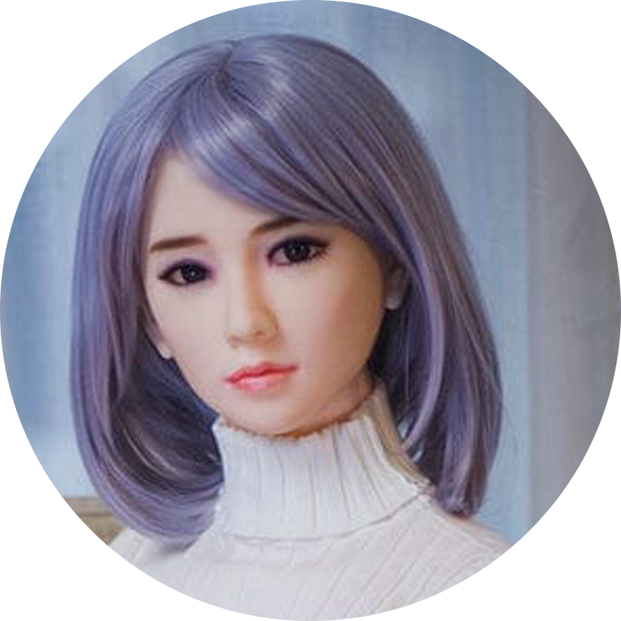 Realistische Sexpuppe mit lila Haaren