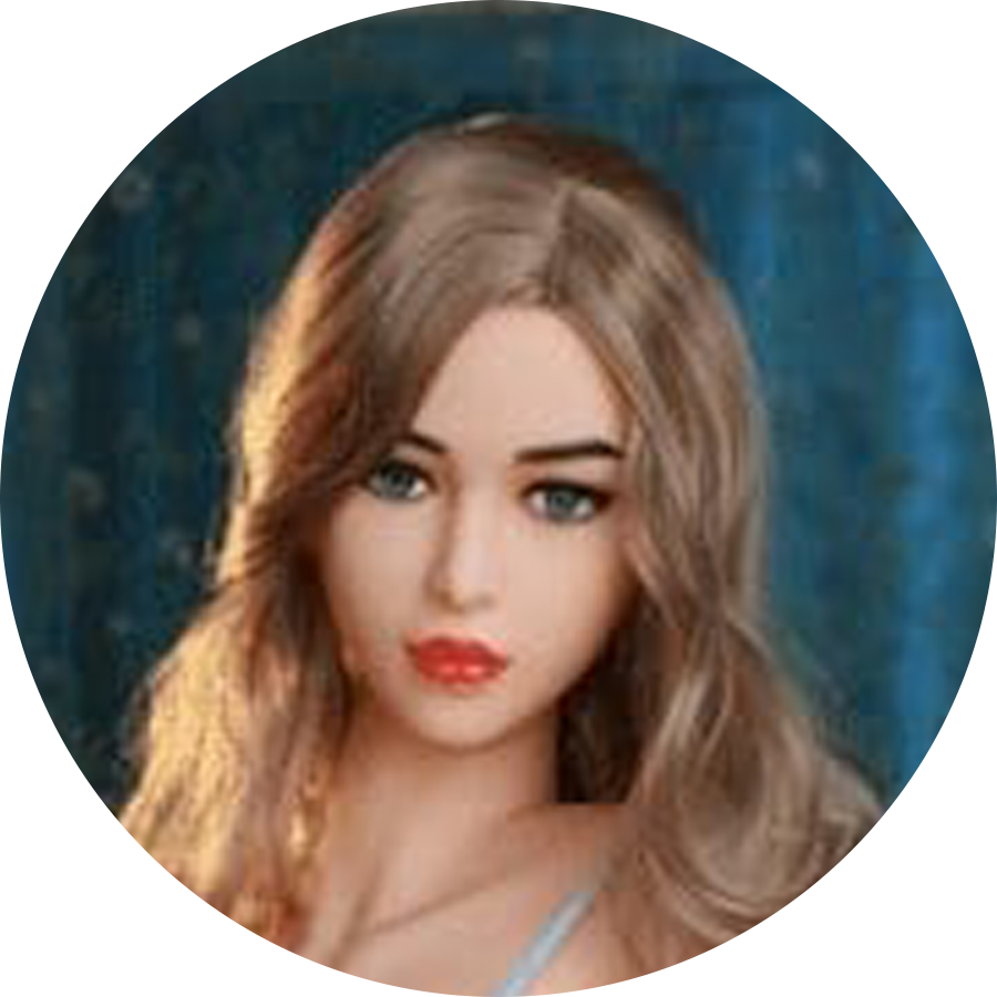 Realistische Sexpuppe mit blonden Haaren